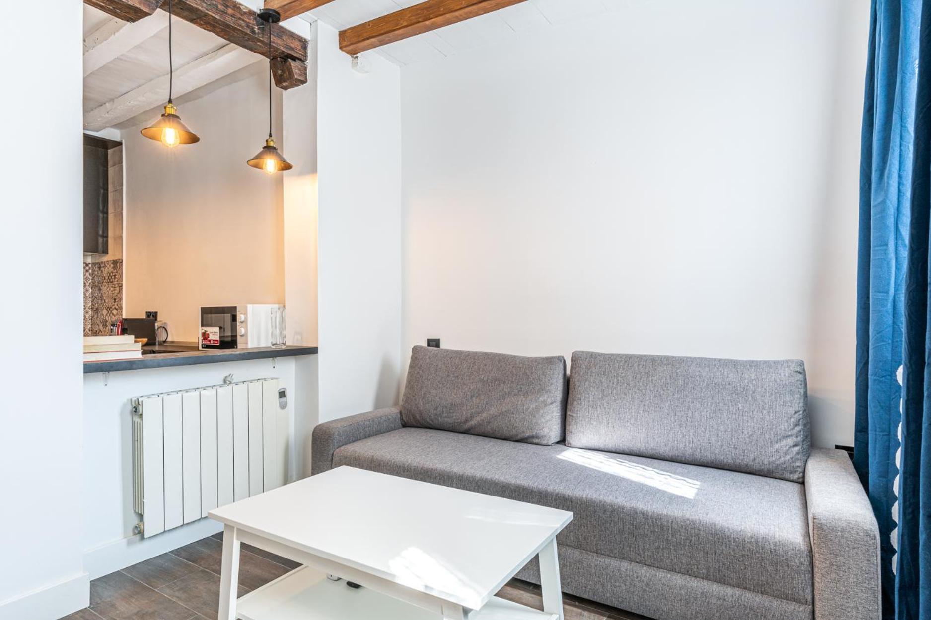 Vr Estudios Apartments Madrid Exterior photo